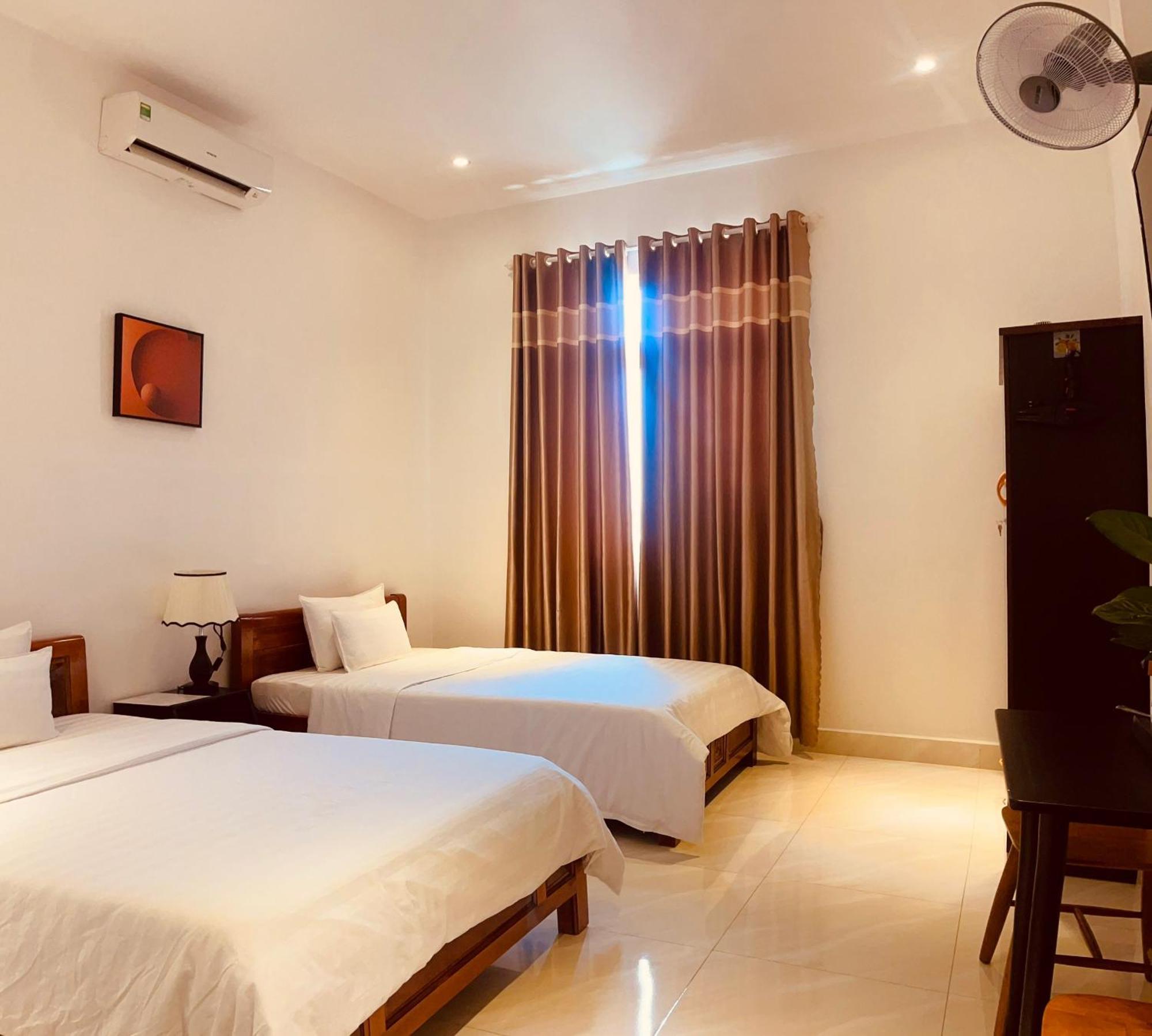 Khach San Romo Hotel กว๋างหงาย ภายนอก รูปภาพ