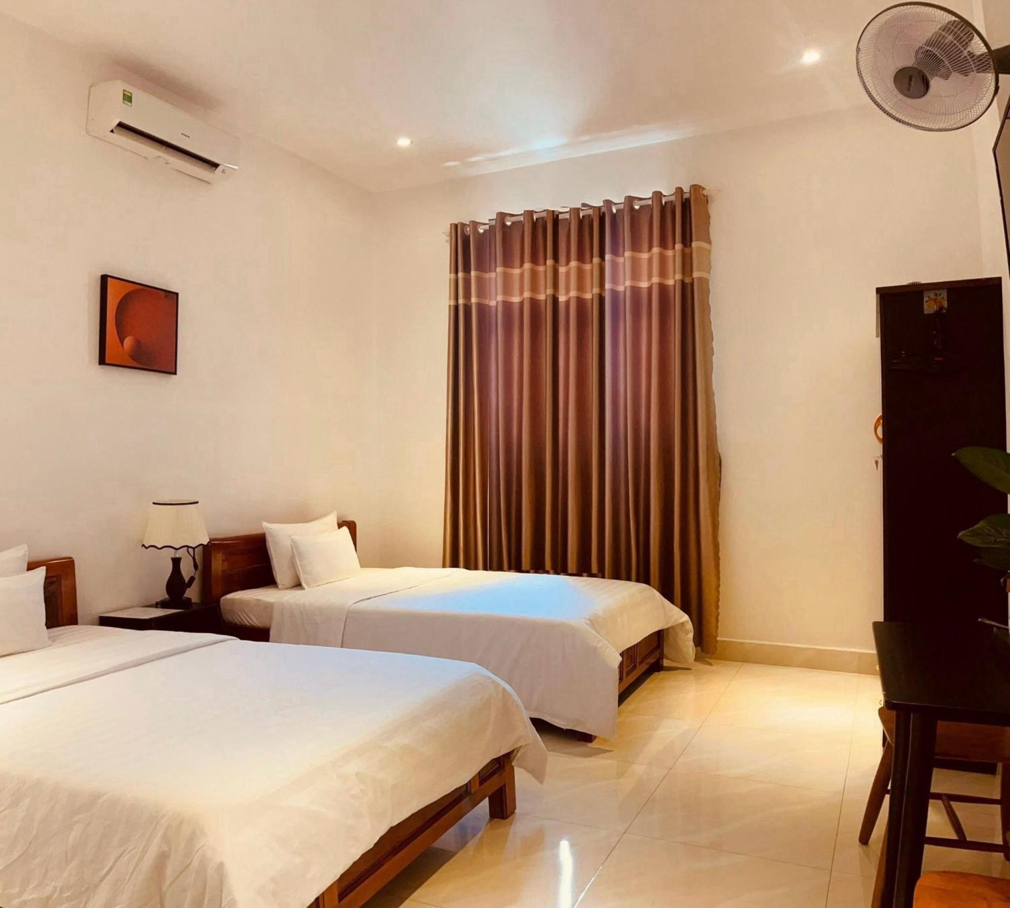 Khach San Romo Hotel กว๋างหงาย ภายนอก รูปภาพ