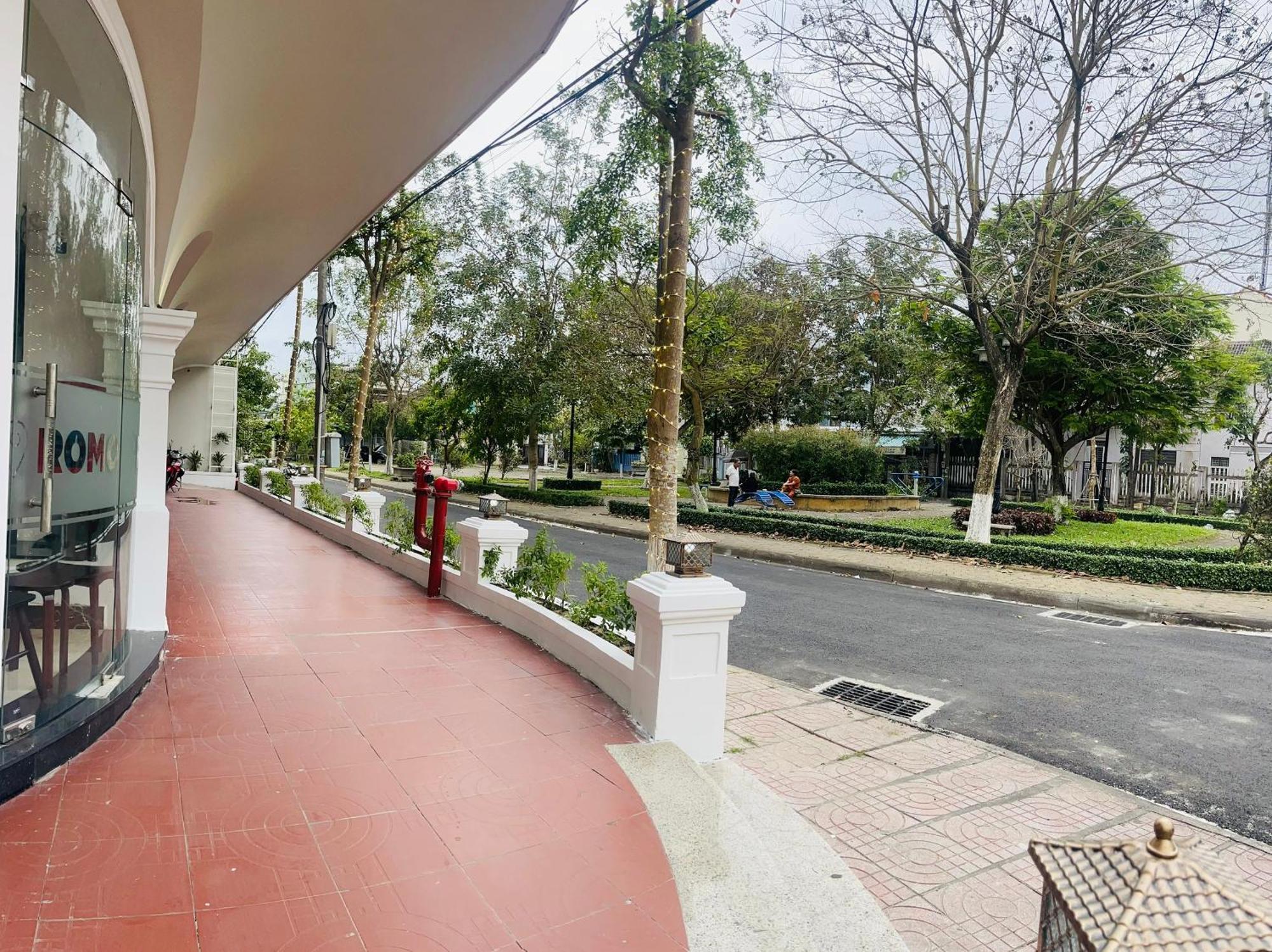 Khach San Romo Hotel กว๋างหงาย ภายนอก รูปภาพ