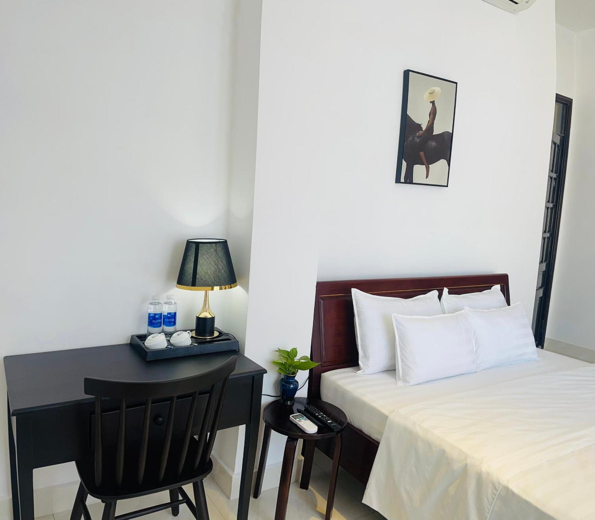 Khach San Romo Hotel กว๋างหงาย ภายนอก รูปภาพ