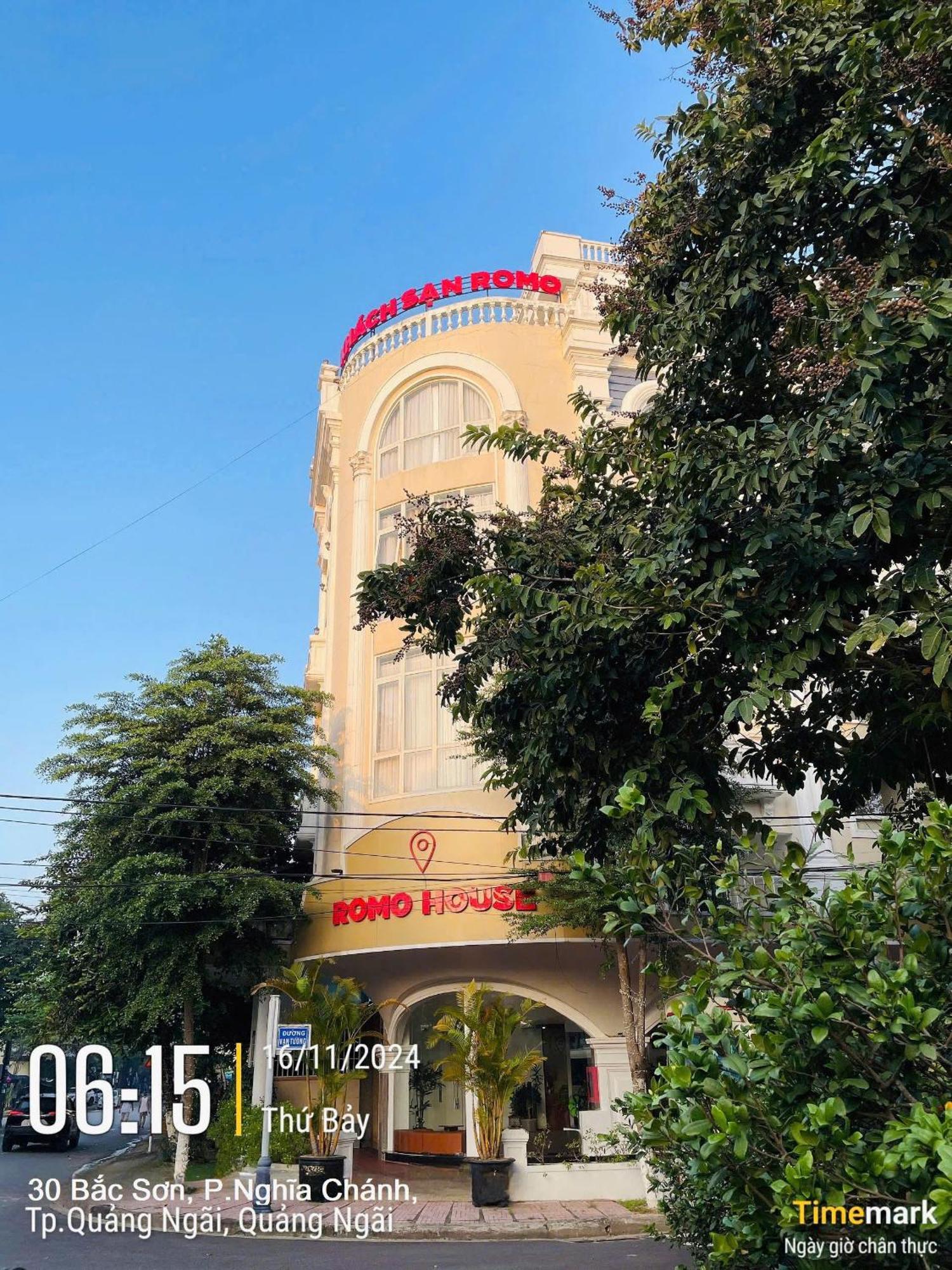 Khach San Romo Hotel กว๋างหงาย ภายนอก รูปภาพ