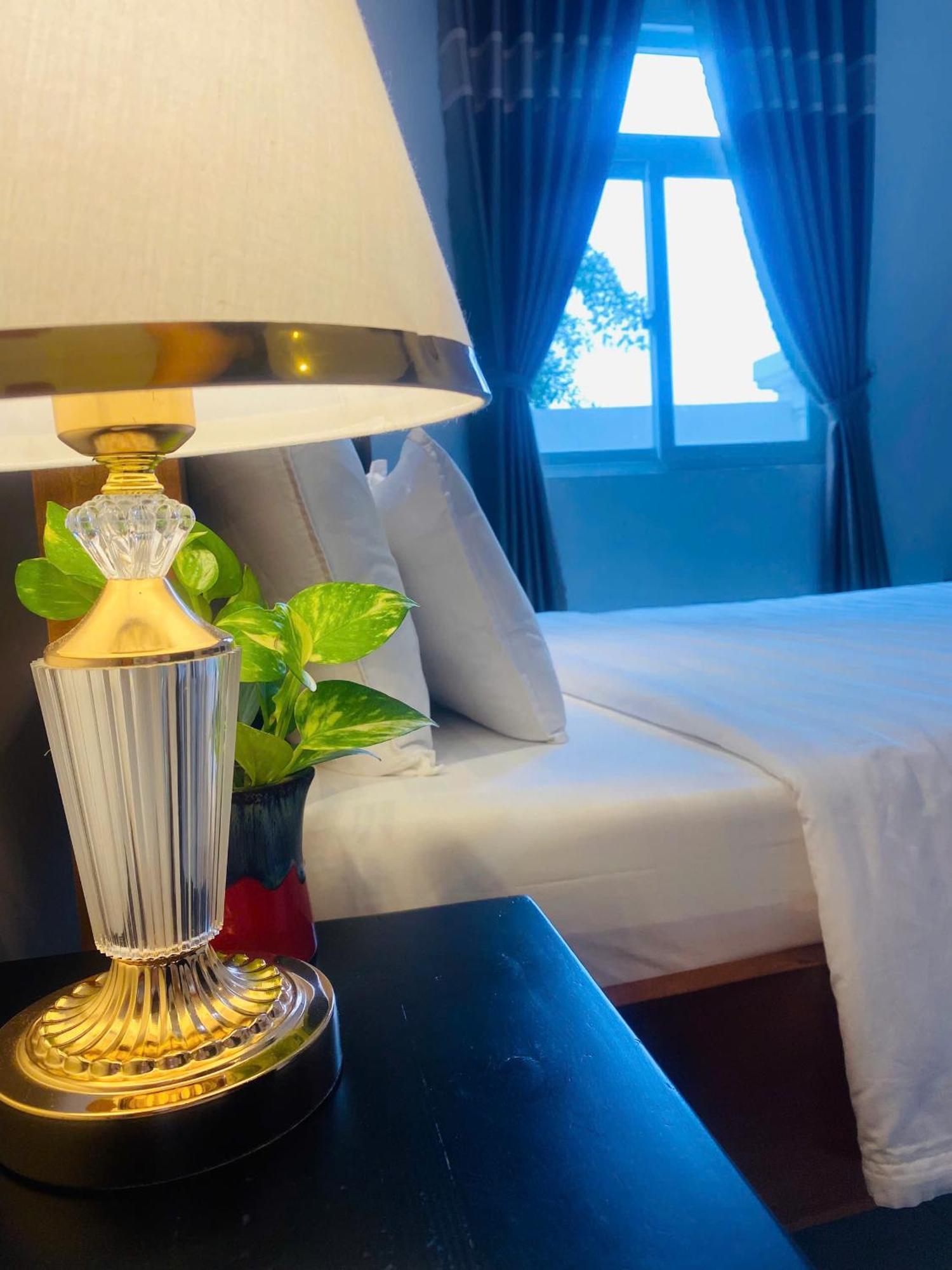Khach San Romo Hotel กว๋างหงาย ภายนอก รูปภาพ