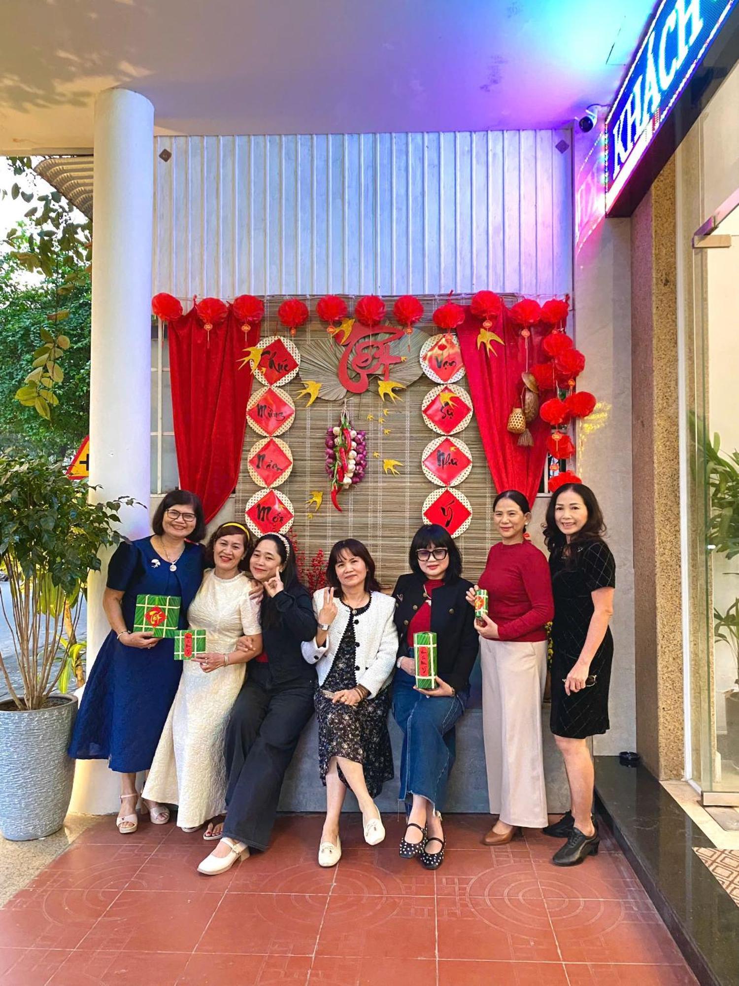 Khach San Romo Hotel กว๋างหงาย ภายนอก รูปภาพ