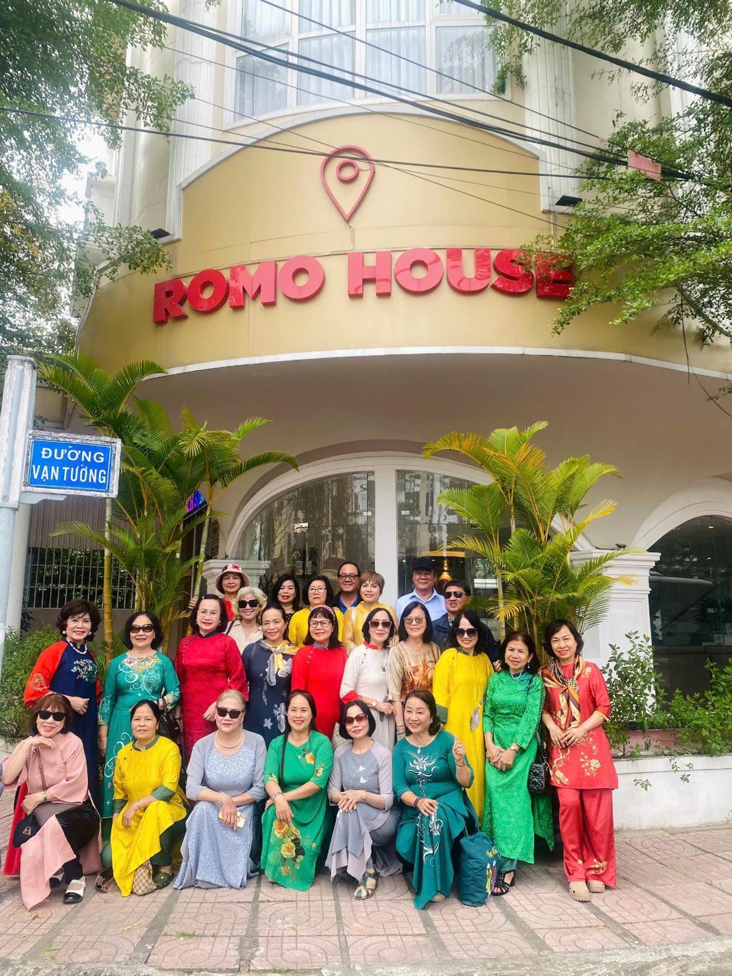 Khach San Romo Hotel กว๋างหงาย ภายนอก รูปภาพ